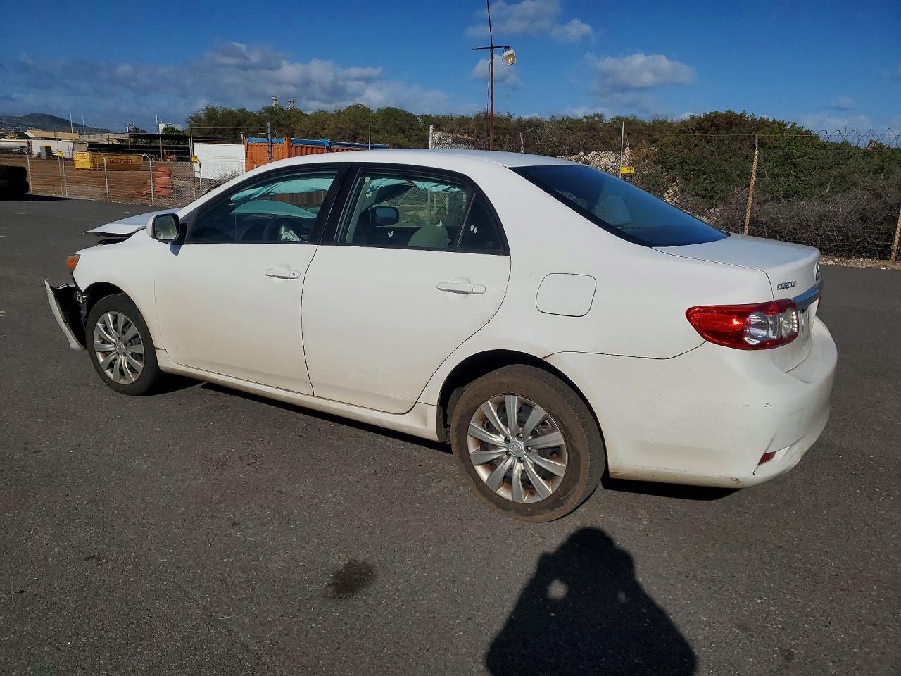 2012 TOYOTA COROLLA BASE photo 2
