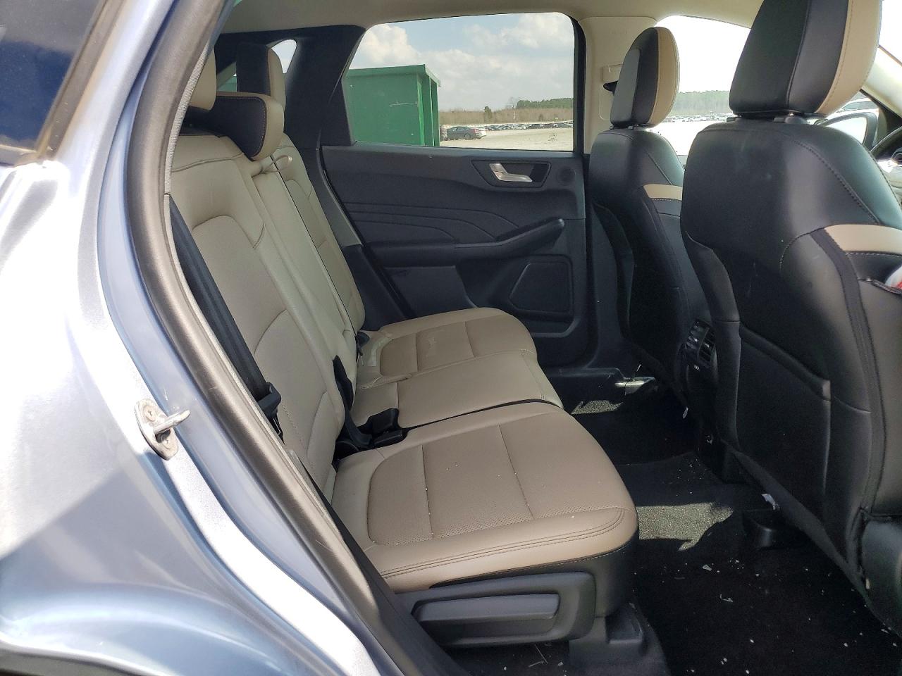 2022 FORD ESCAPE SEL photo 10