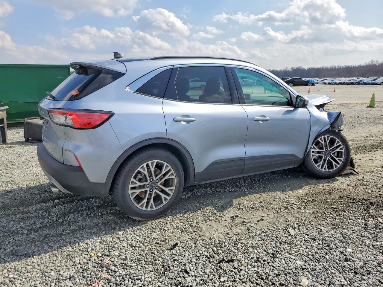 2022 FORD ESCAPE SEL photo 3