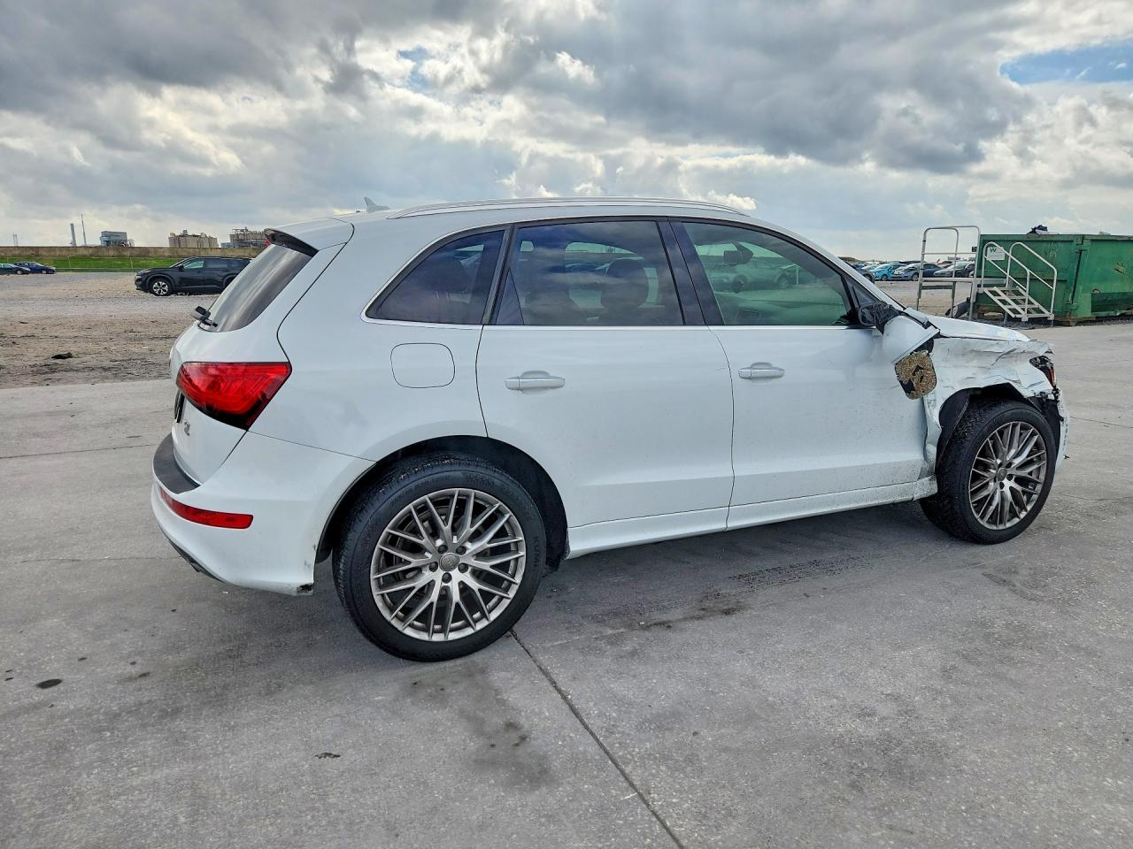 2017 AUDI Q5 PREMIUM PLUS photo 5