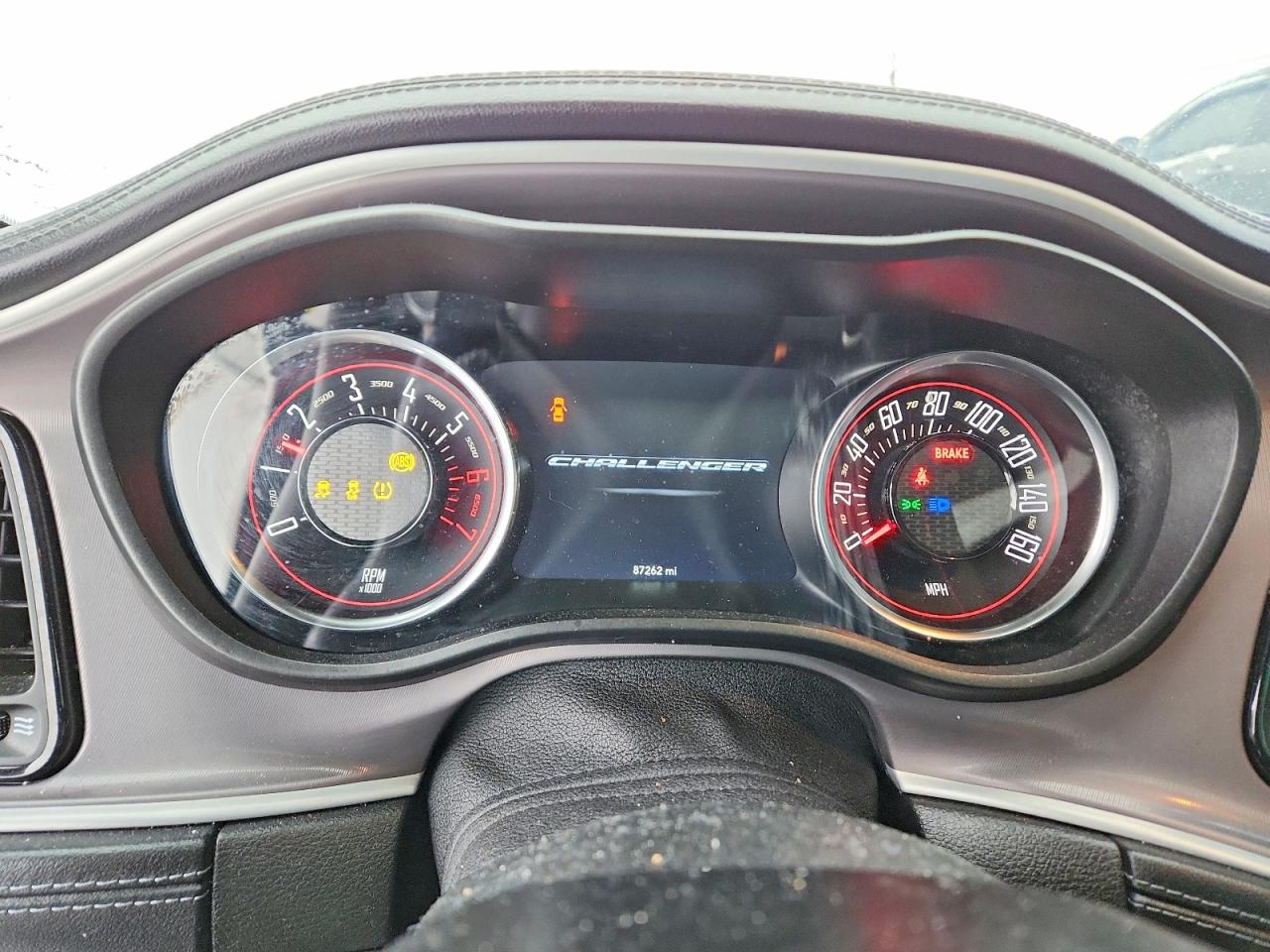 2022 DODGE CHALLENGER R/T photo 25