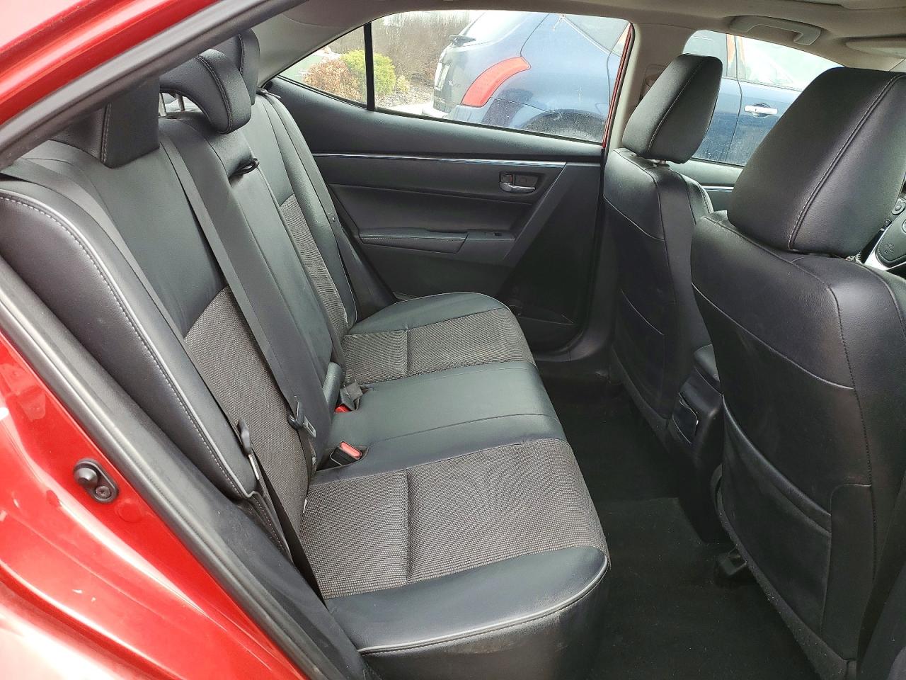 2015 TOYOTA COROLLA S PLUS photo 28