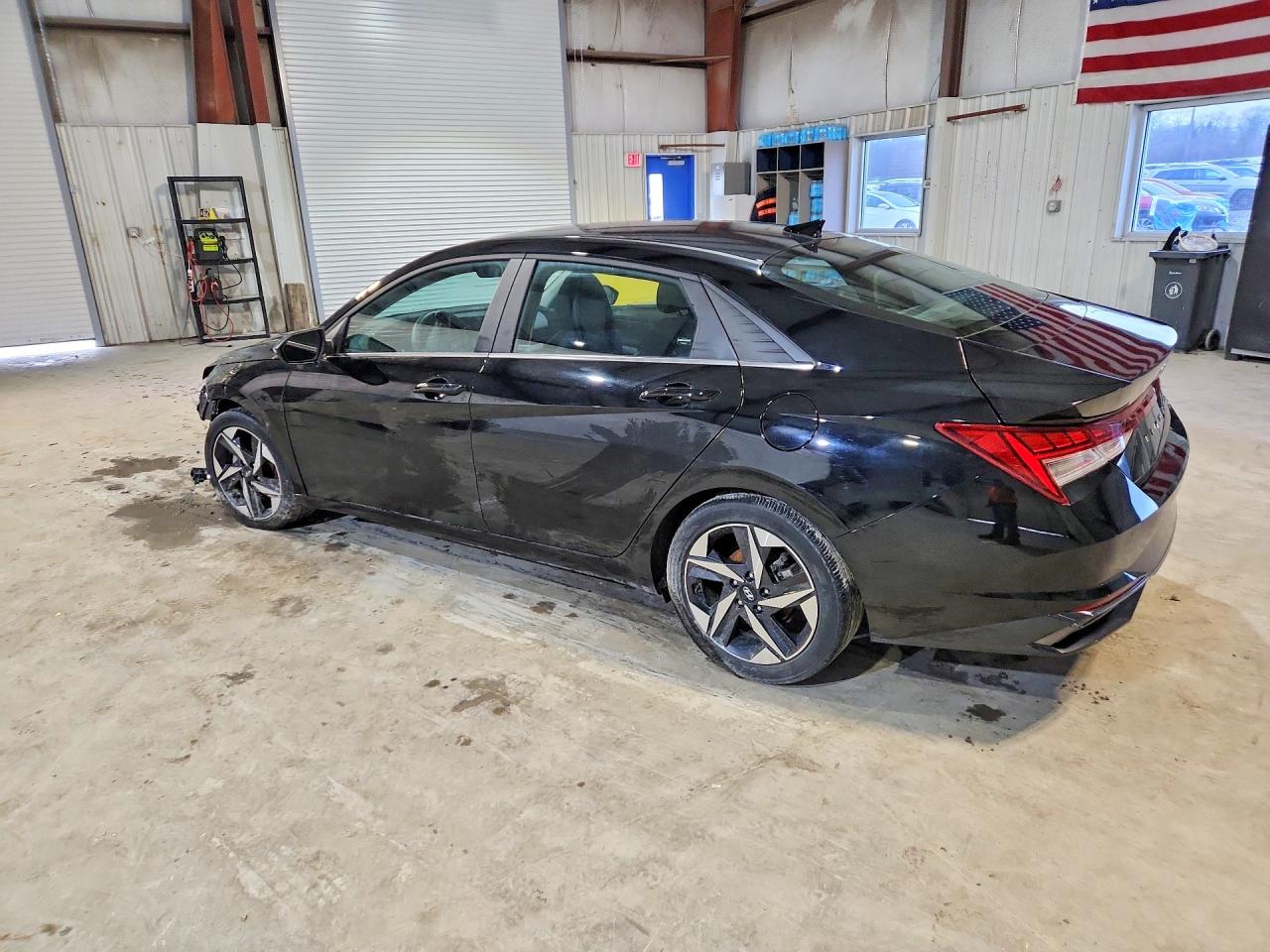 2023 HYUNDAI ELANTRA LIMITED photo 2