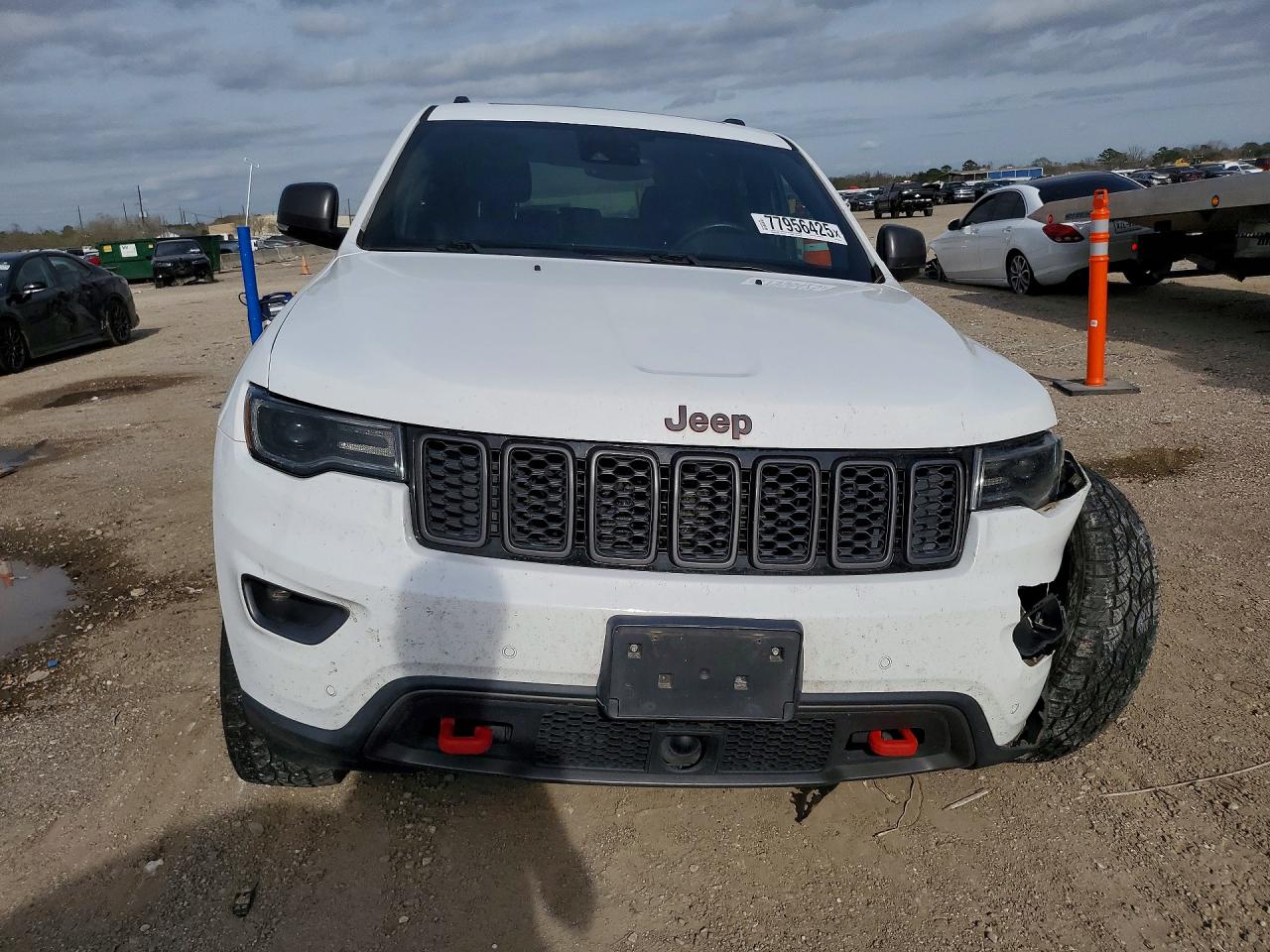 2018 JEEP GRAND CHEROKEE TRAILHAWK photo 9