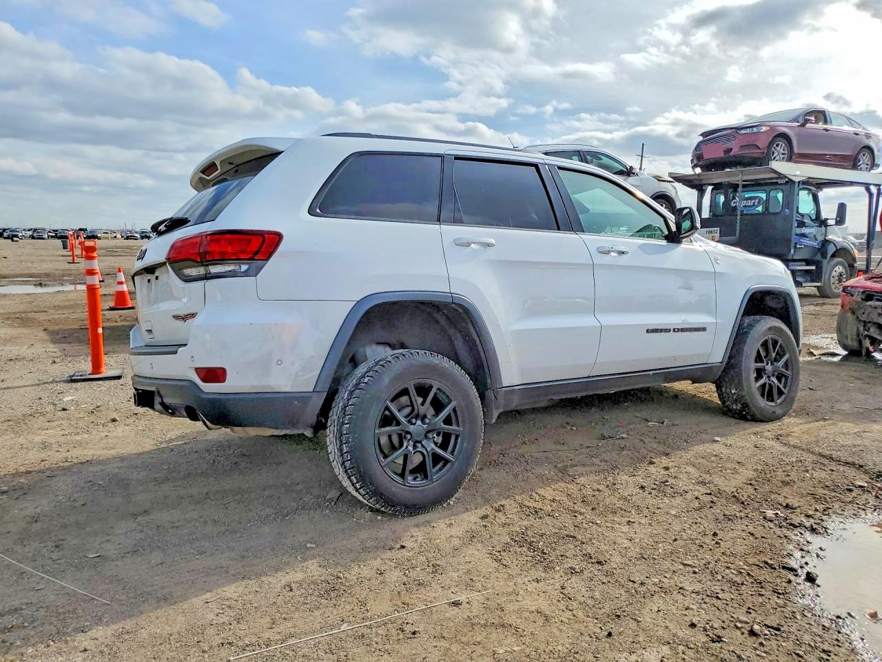 2018 JEEP GRAND CHEROKEE TRAILHAWK photo 5