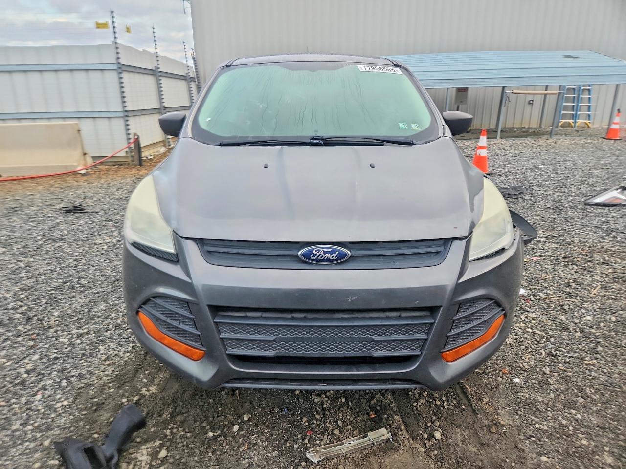2015 FORD ESCAPE S photo 13