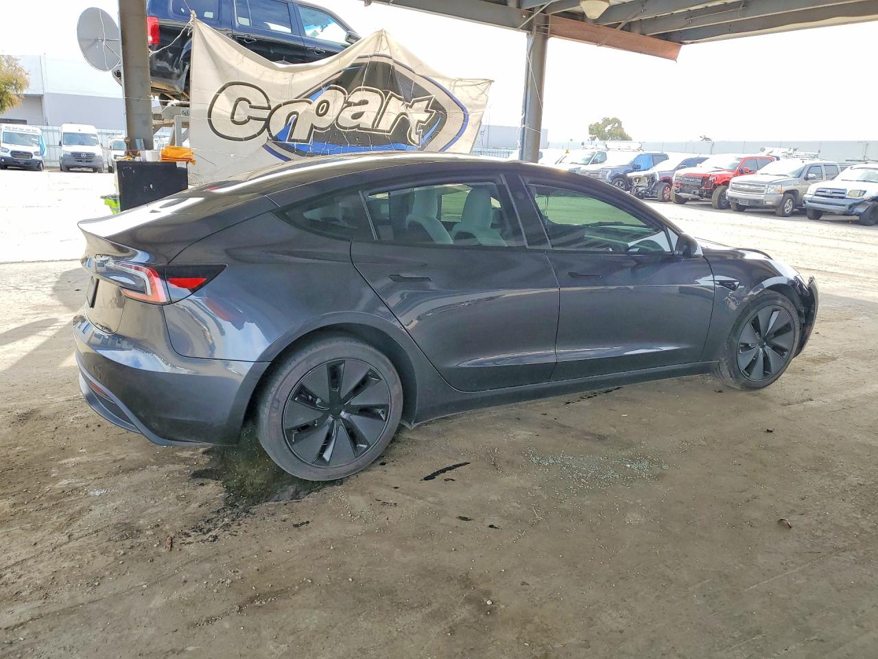 2024 TESLA MODEL 3 photo 5