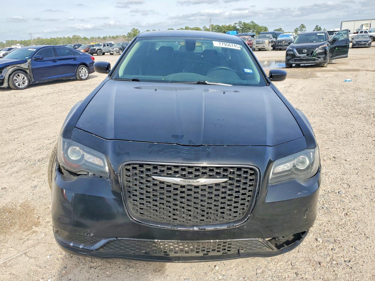 2019 CHRYSLER 300 TOURING photo 13