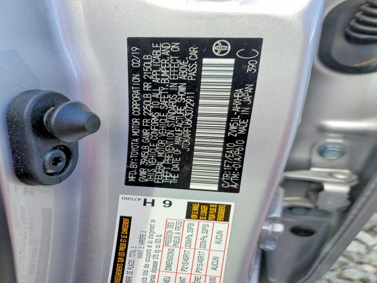 2019 TOYOTA PRIUS photo 12