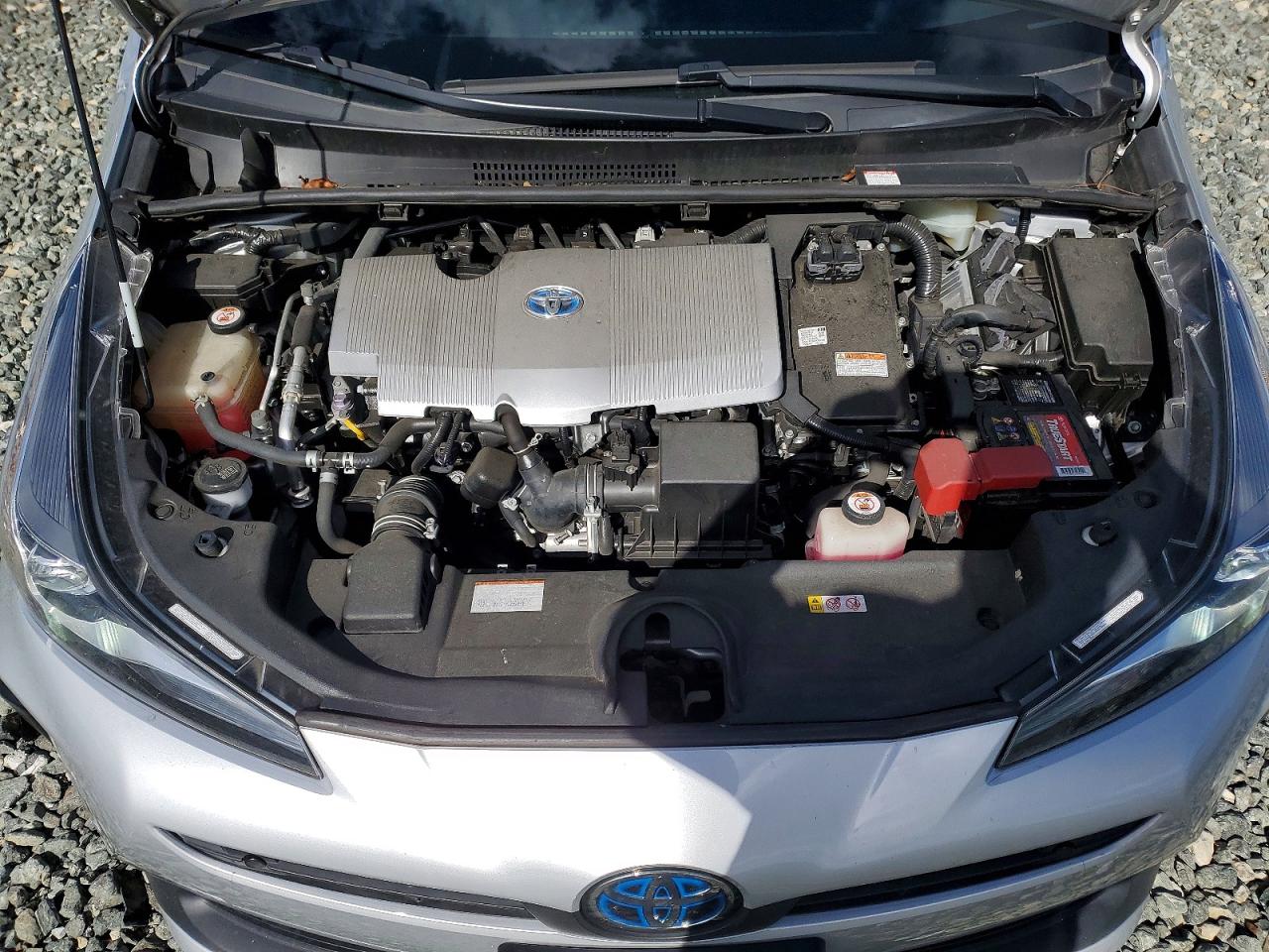 2019 TOYOTA PRIUS photo 11