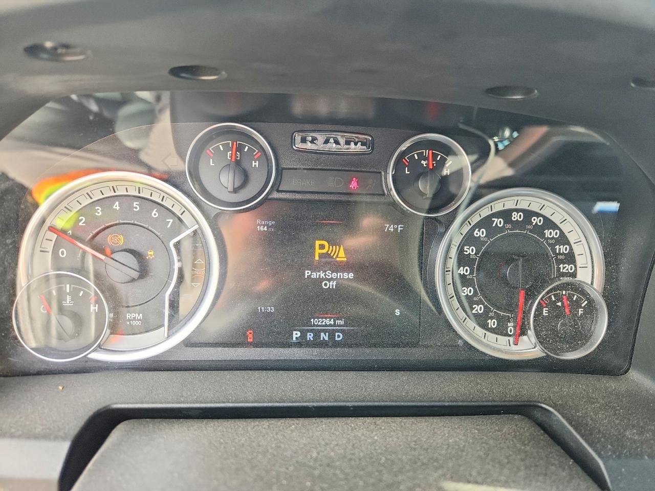 2015 RAM 1500 SLT photo 9