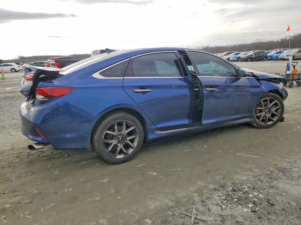 2018 HYUNDAI SONATA SPORT photo 3
