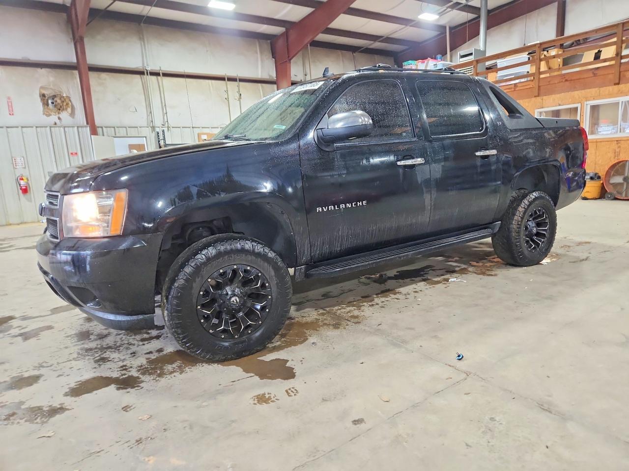2011 CHEVROLET AVALANCHE