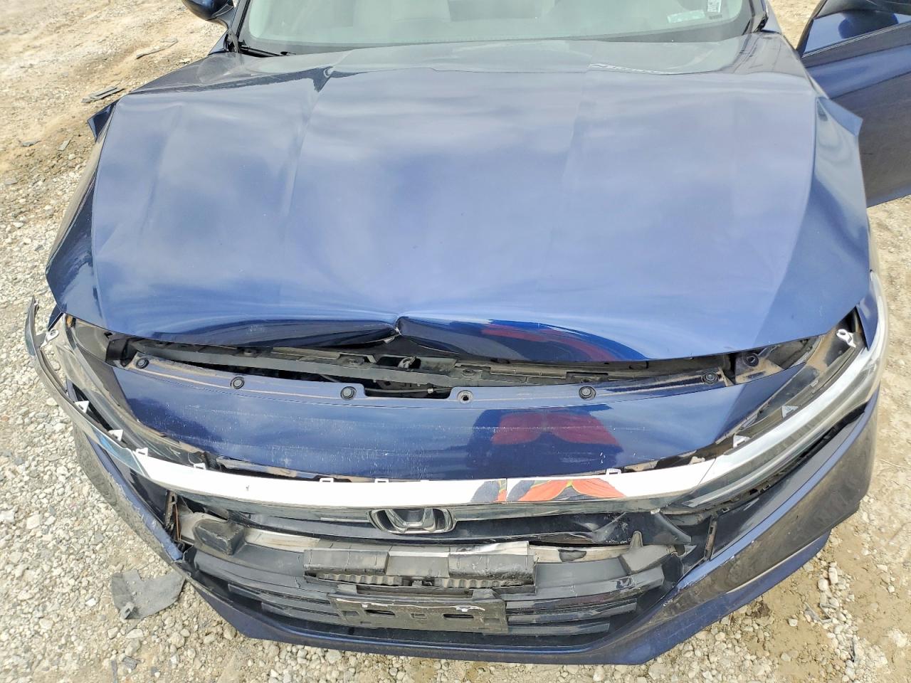 2020 HONDA ACCORD TOURING HYBRID photo 11