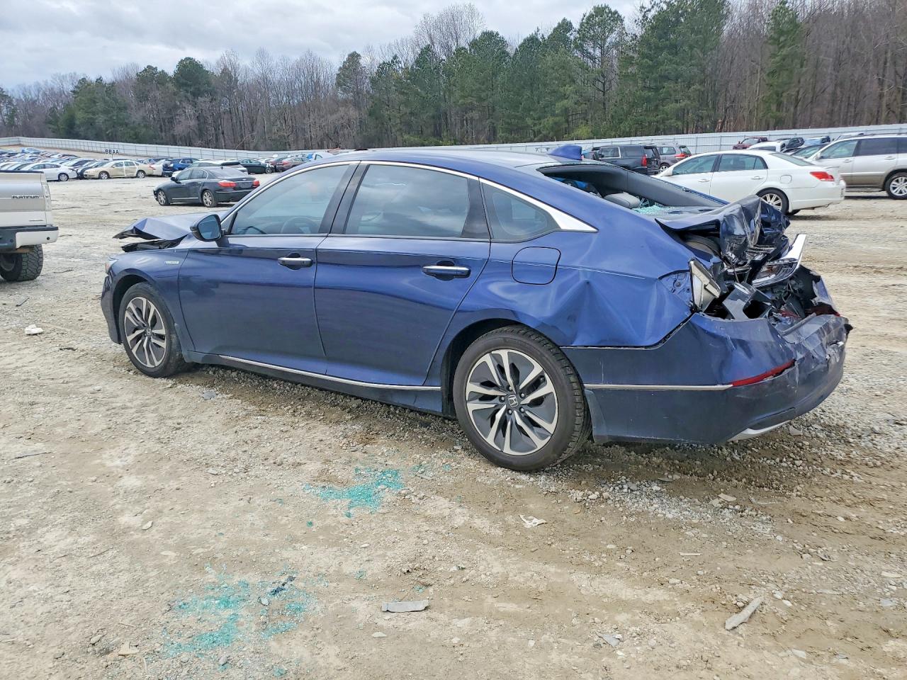 2020 HONDA ACCORD TOURING HYBRID photo 2