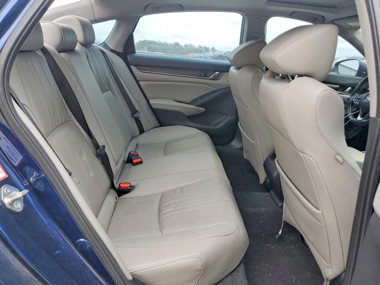 2020 HONDA ACCORD TOURING HYBRID photo 10