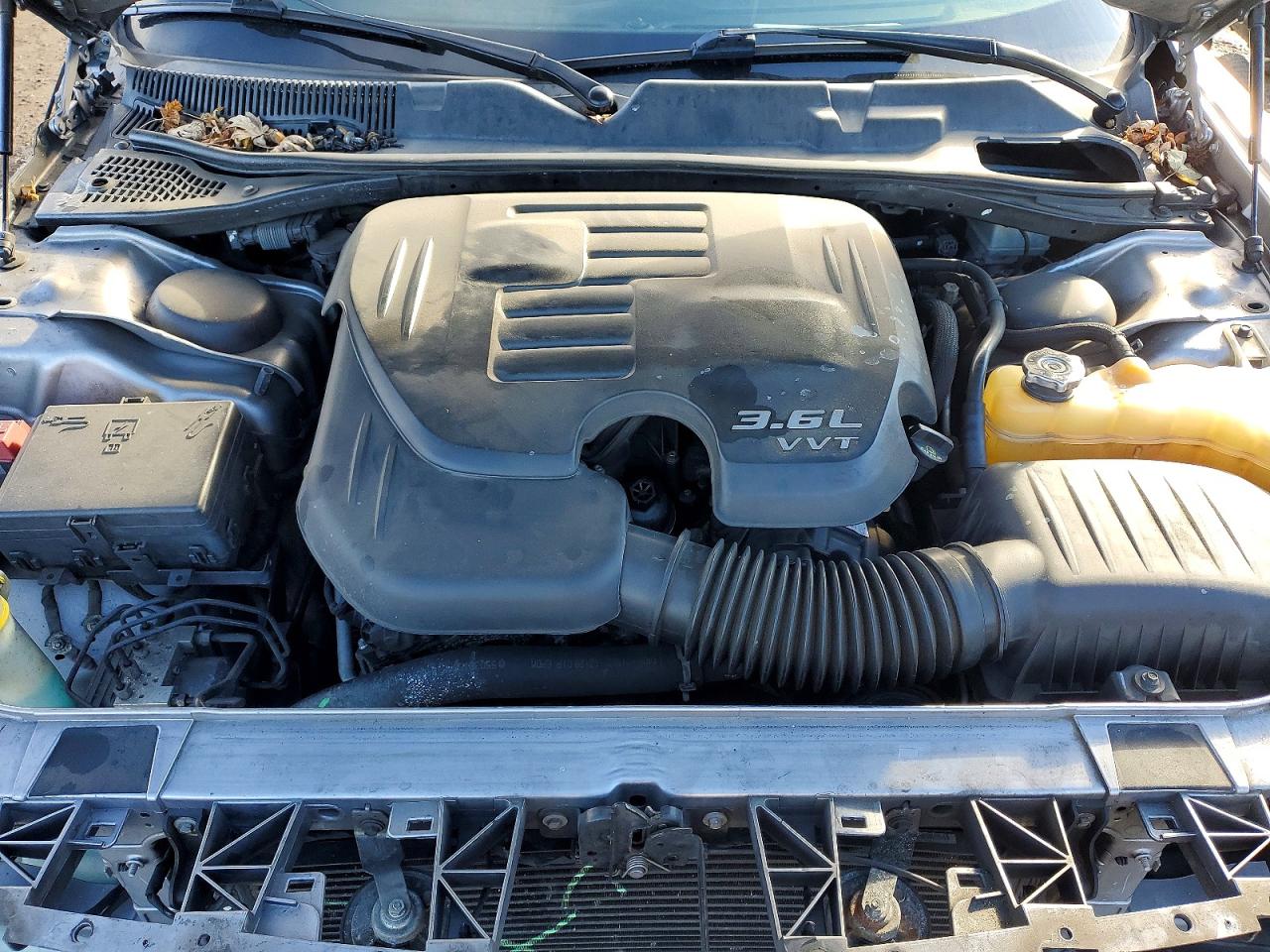 2016 DODGE CHALLENGER SXT photo 21