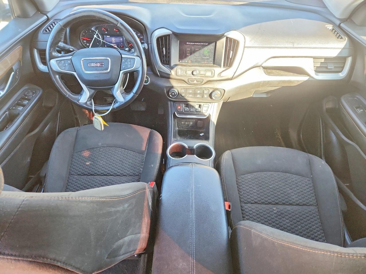 2020 GMC TERRAIN SLE photo 22
