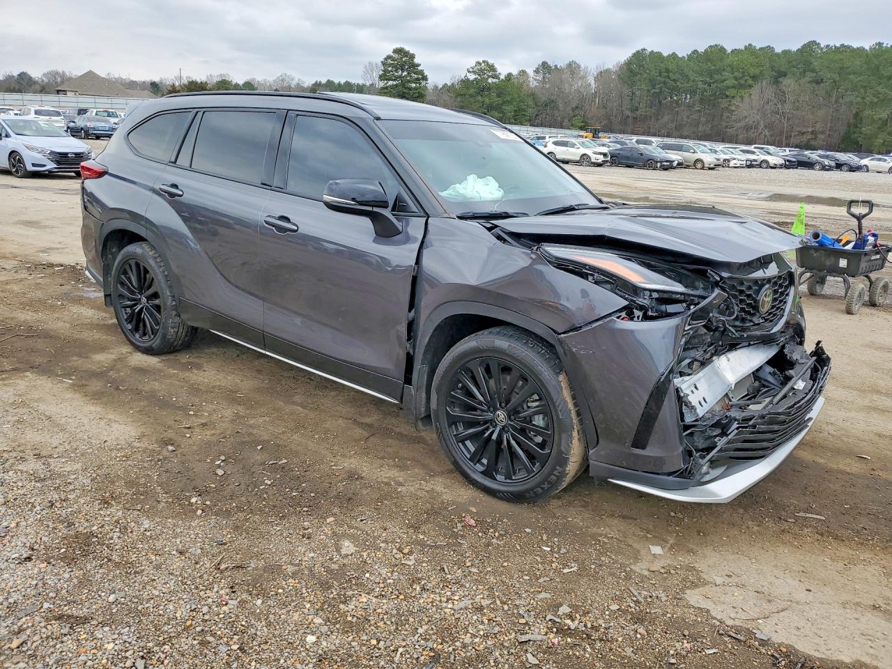 2023 TOYOTA HIGHLANDER L photo 4