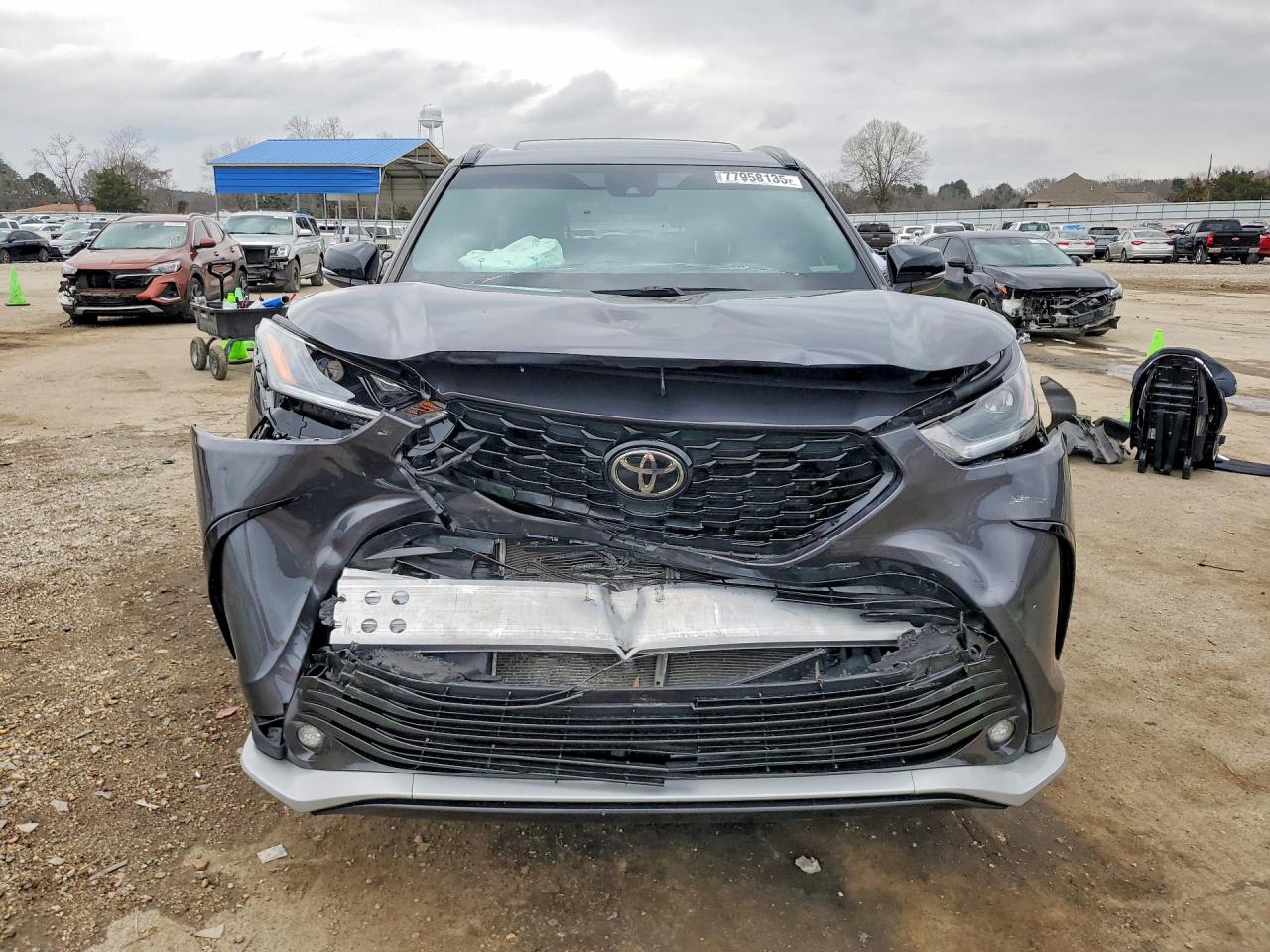 2023 TOYOTA HIGHLANDER L photo 5