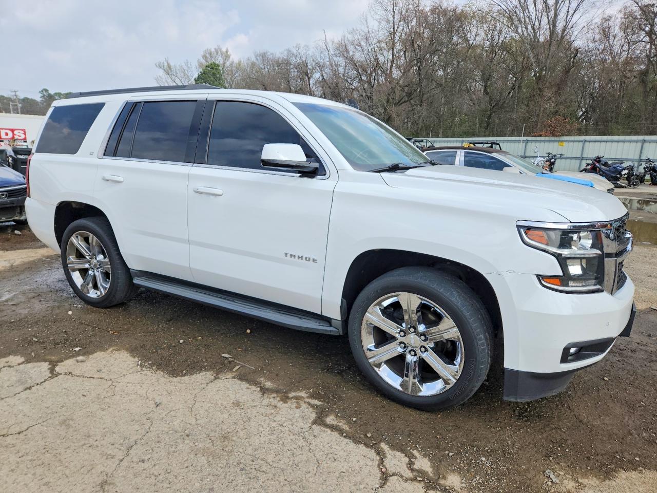 2015 CHEVROLET TAHOE K1500 LT photo 4