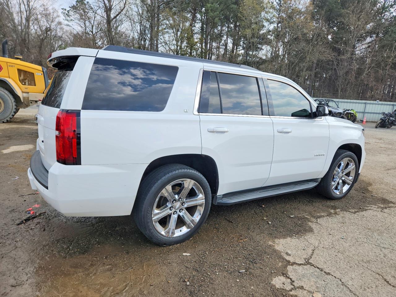2015 CHEVROLET TAHOE K1500 LT photo 3