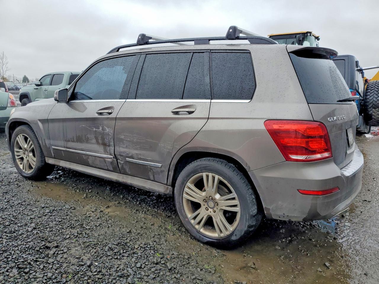 2015 MERCEDES-BENZ GLK 350 4MATIC photo 3