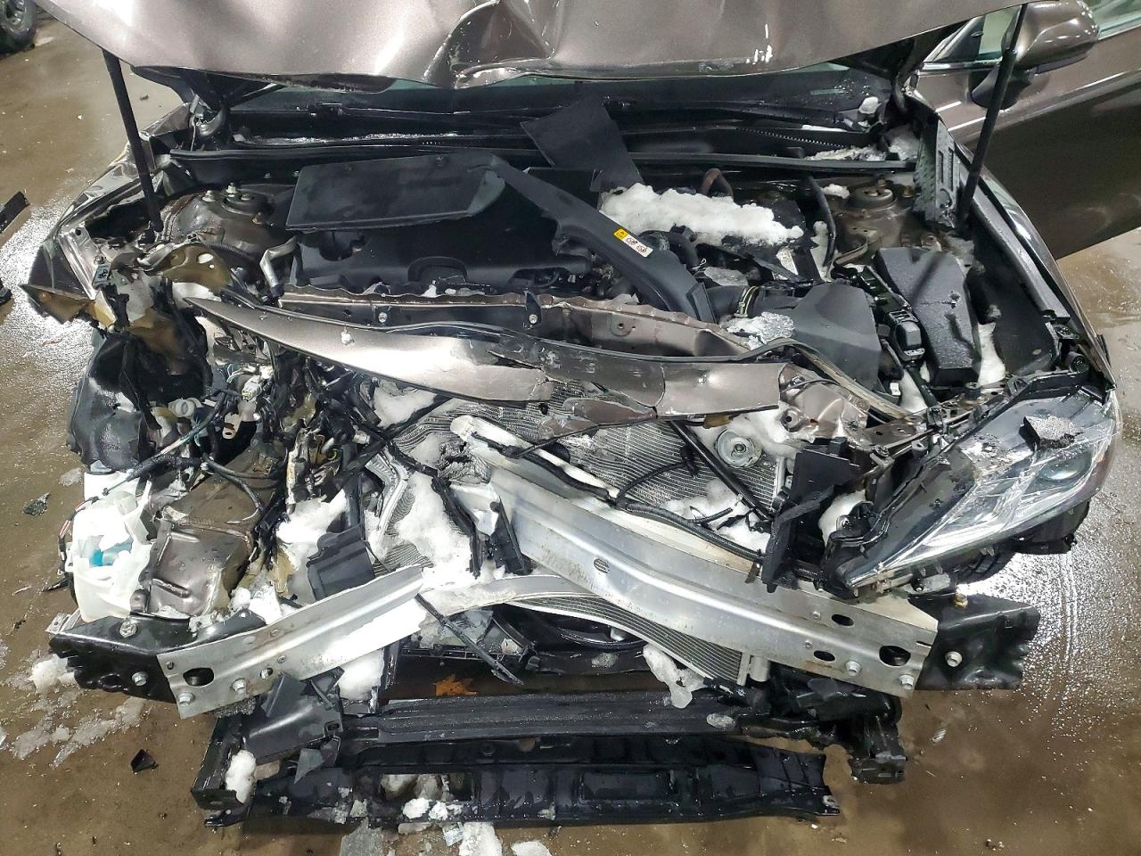 2019 TOYOTA CAMRY LE photo 21