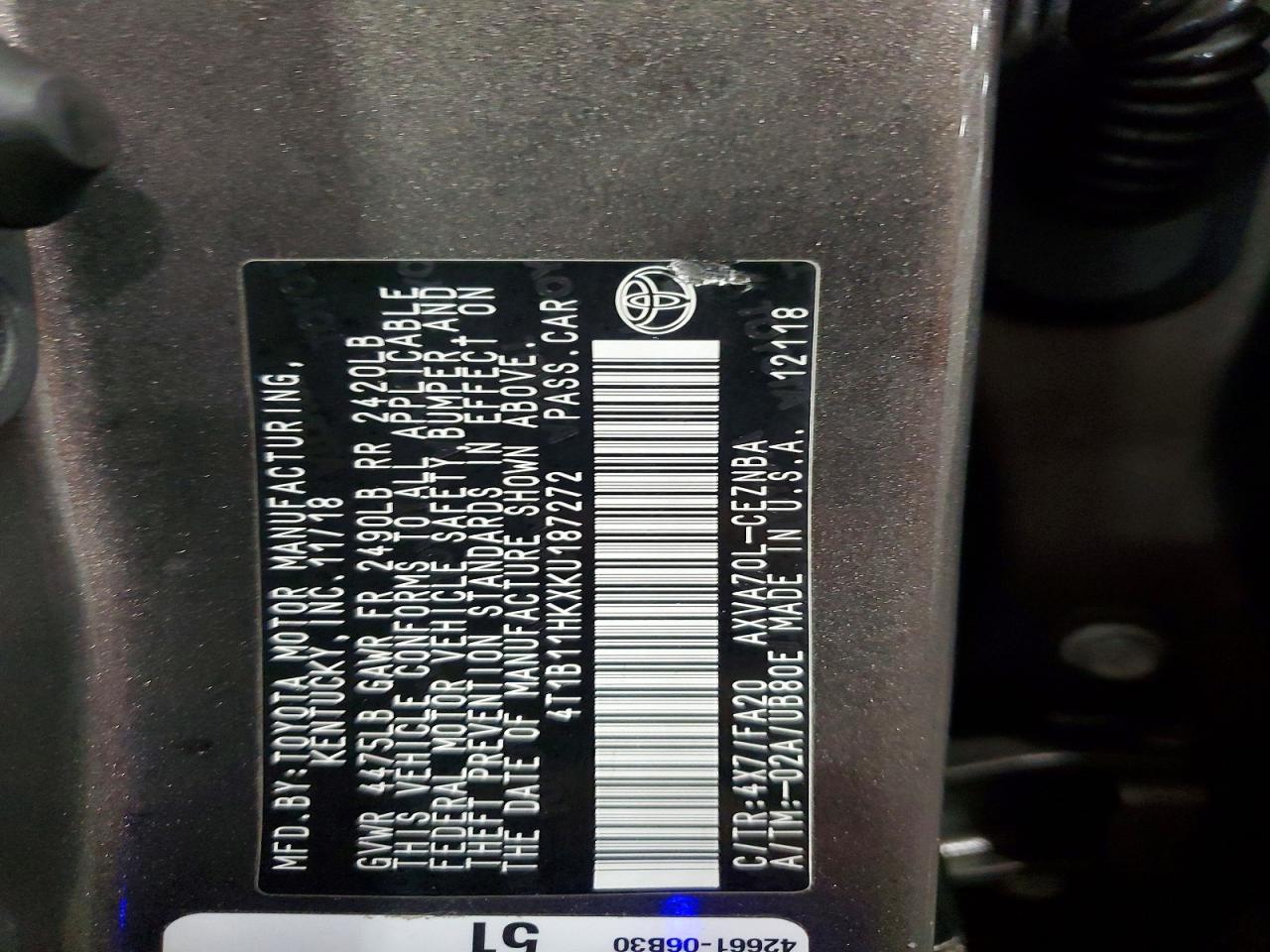2019 TOYOTA CAMRY LE photo 23