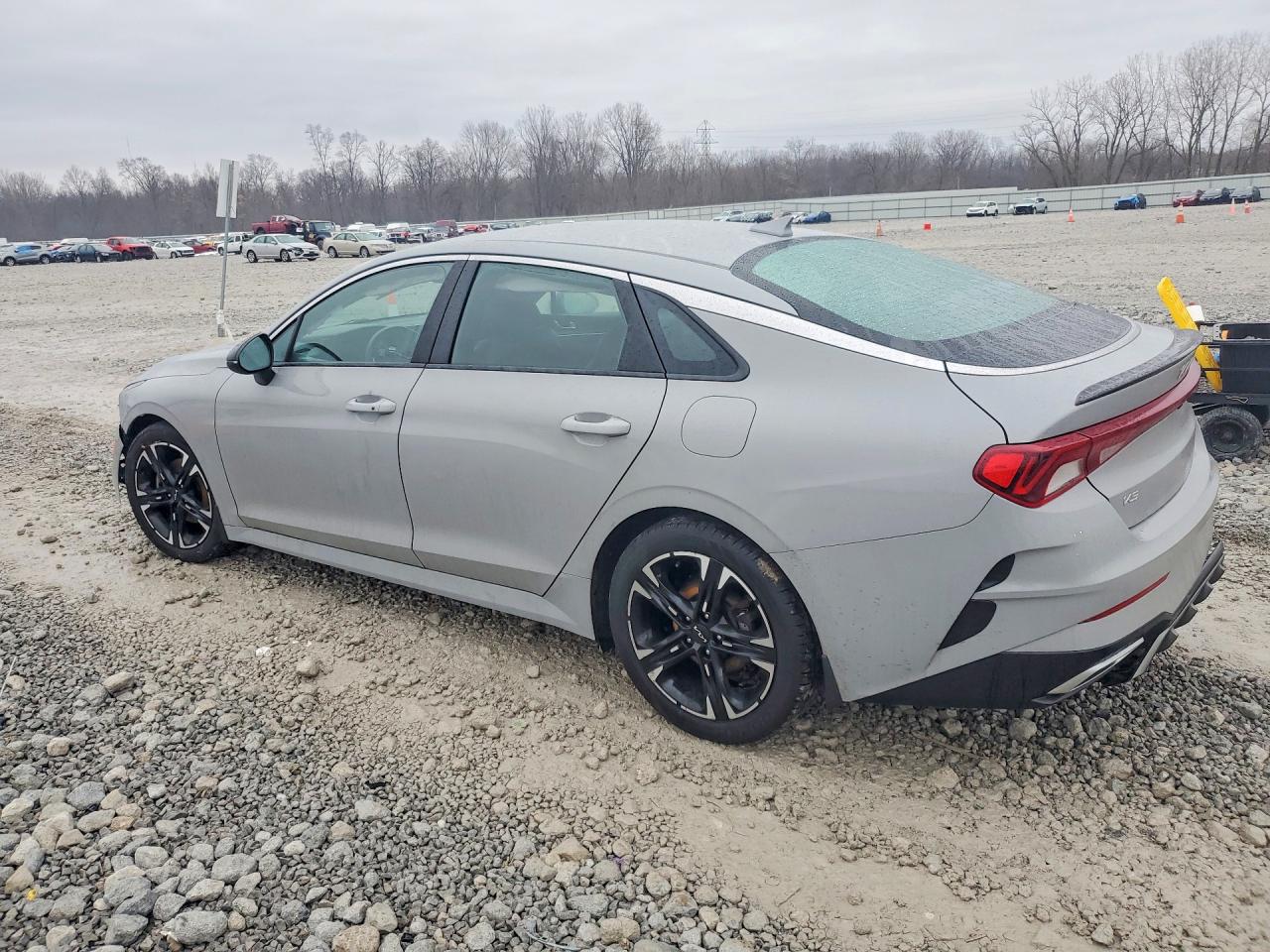 2023 KIA K5 GT LINE photo 4