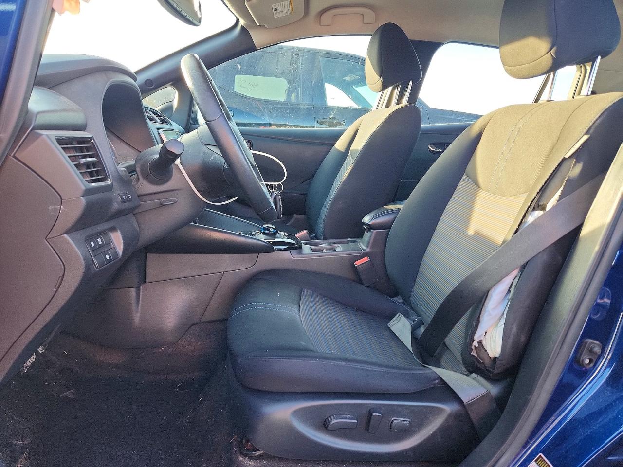 2020 NISSAN LEAF SV PLUS photo 7