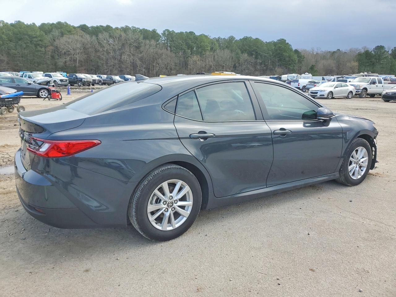 2025 TOYOTA CAMRY XSE photo 7