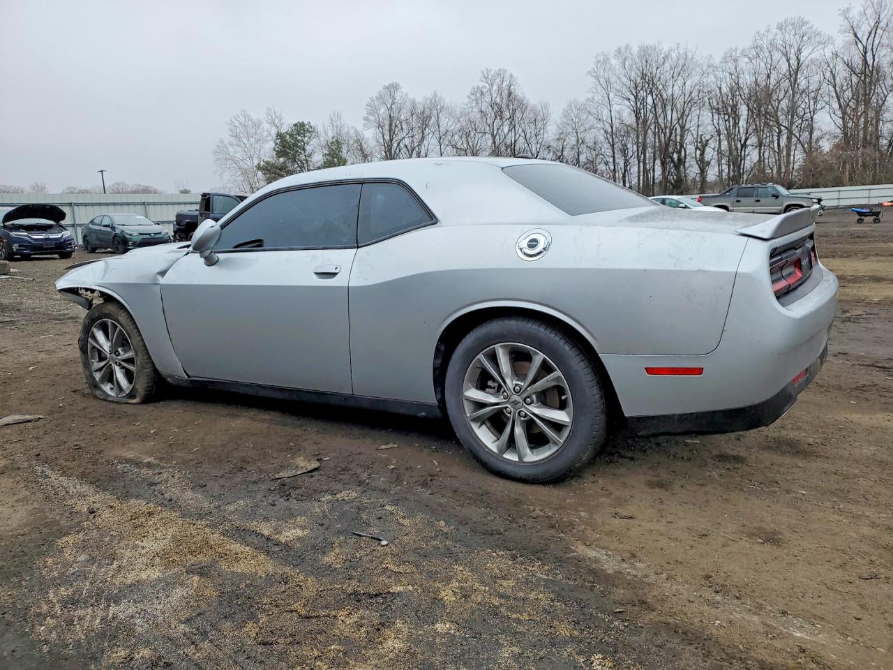 2022 DODGE CHALLENGER SXT photo 3