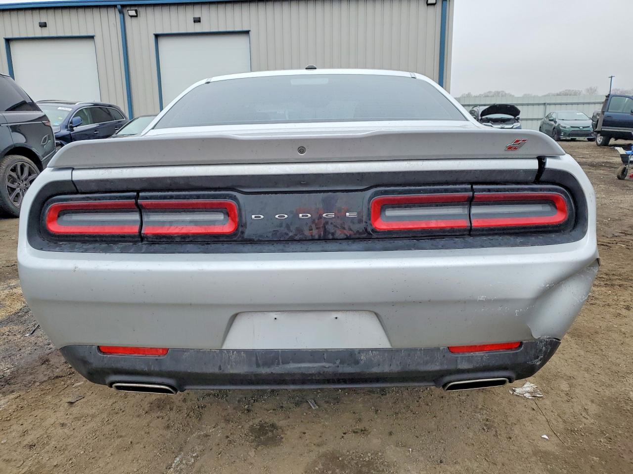 2022 DODGE CHALLENGER SXT photo 11