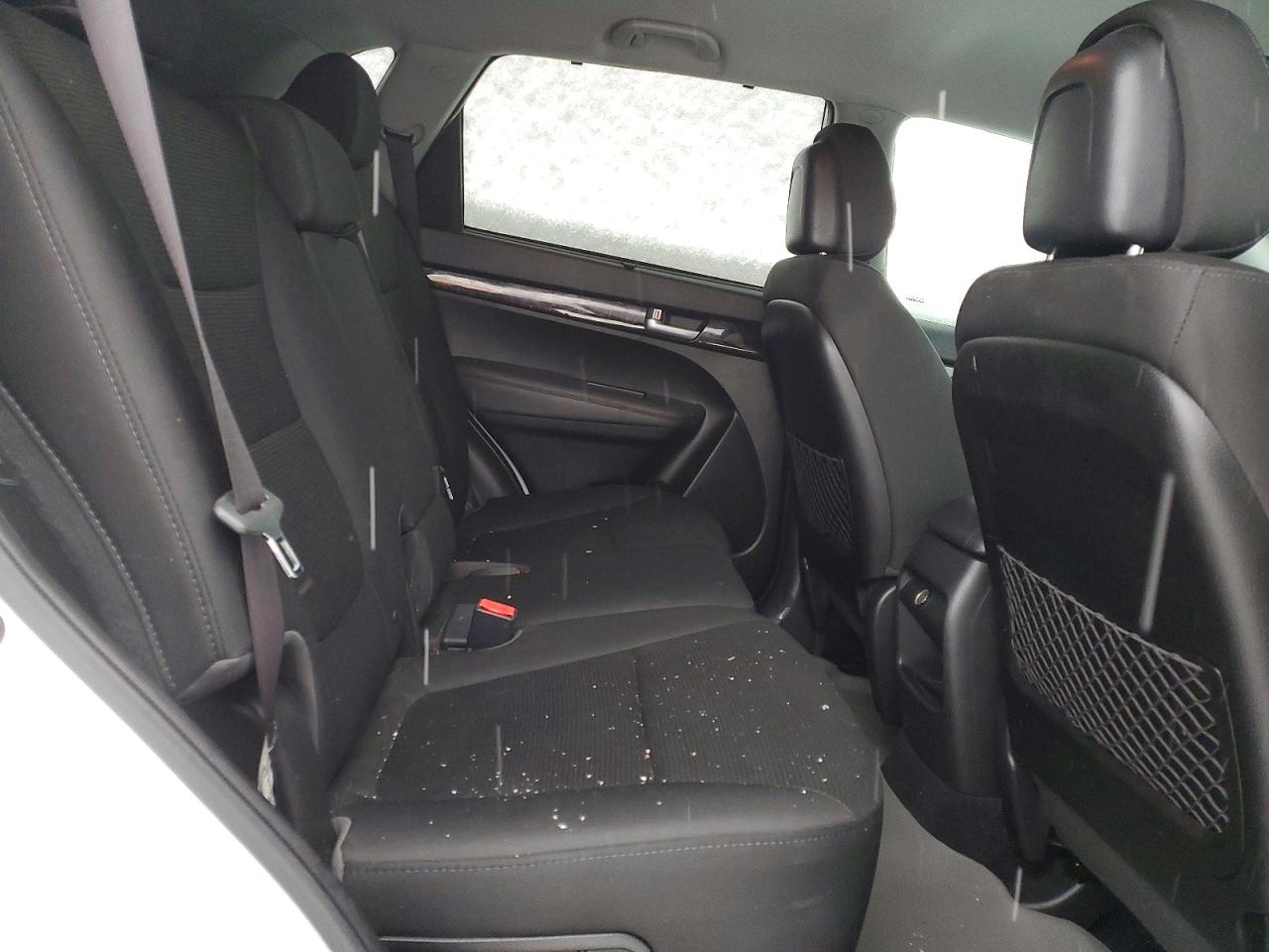 2014 KIA SORENTO LX photo 19