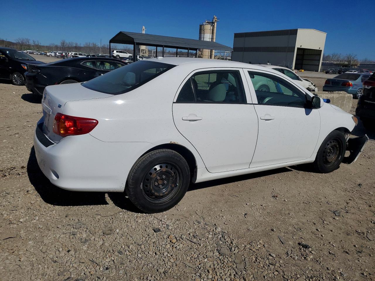 2010 TOYOTA COROLLA LE photo 5