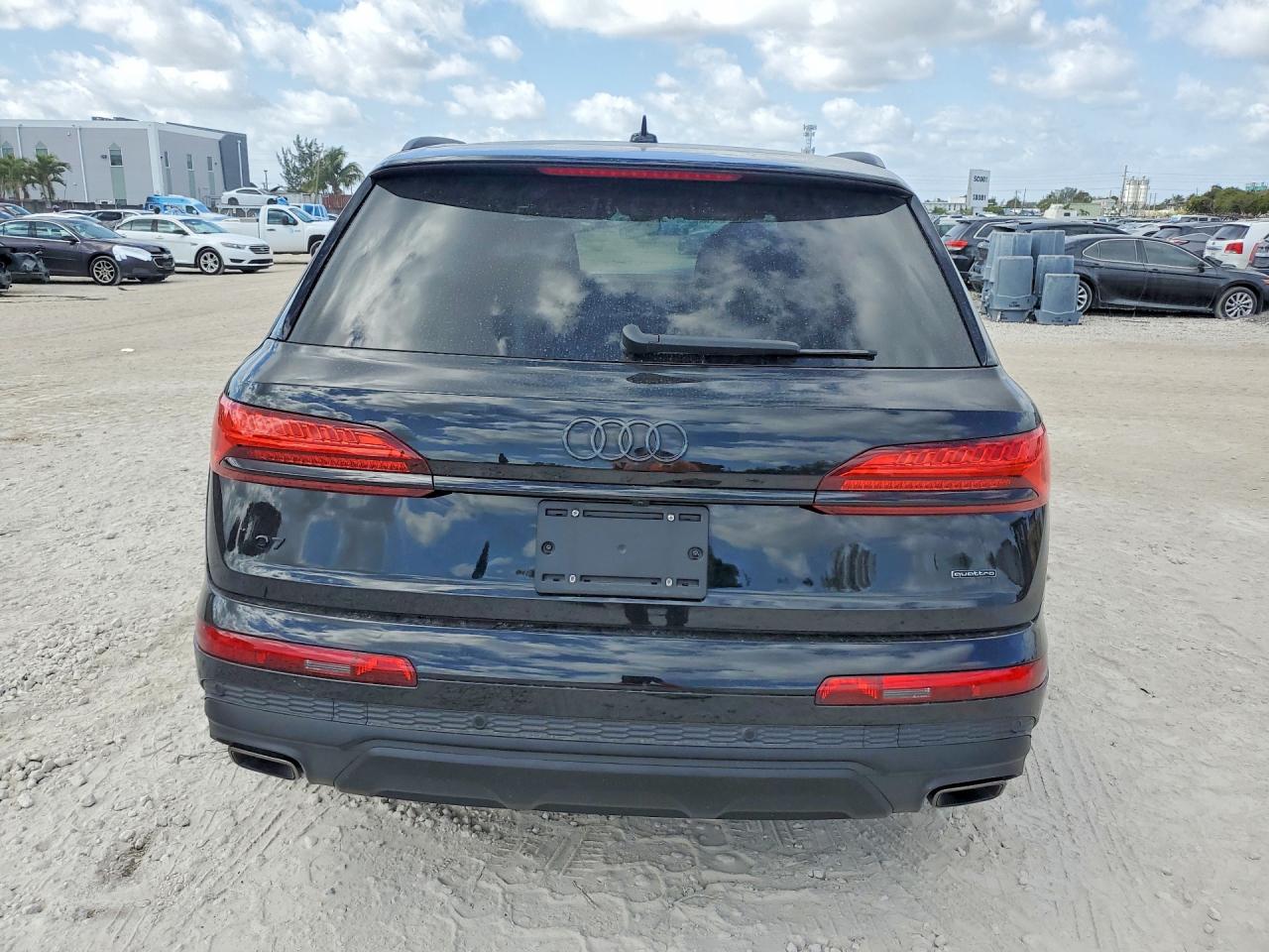 2025 AUDI Q7 PREMIUM PLUS photo 6
