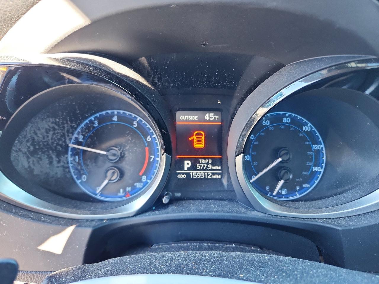 2016 TOYOTA COROLLA L photo 17