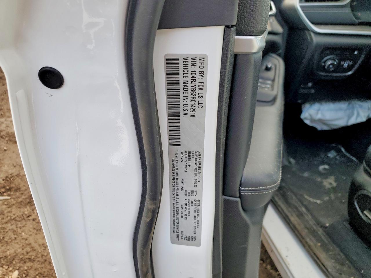 2024 JEEP GRAND CHEROKEE LIMITED 4XE photo 34