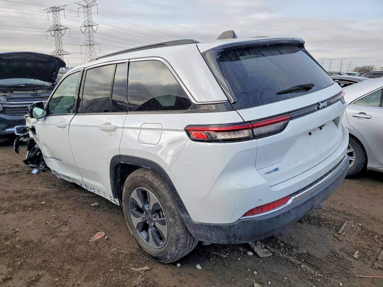 2024 JEEP GRAND CHEROKEE LIMITED 4XE photo 4