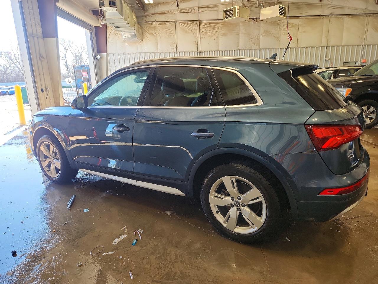 2018 AUDI Q5 PREMIUM PLUS photo 2