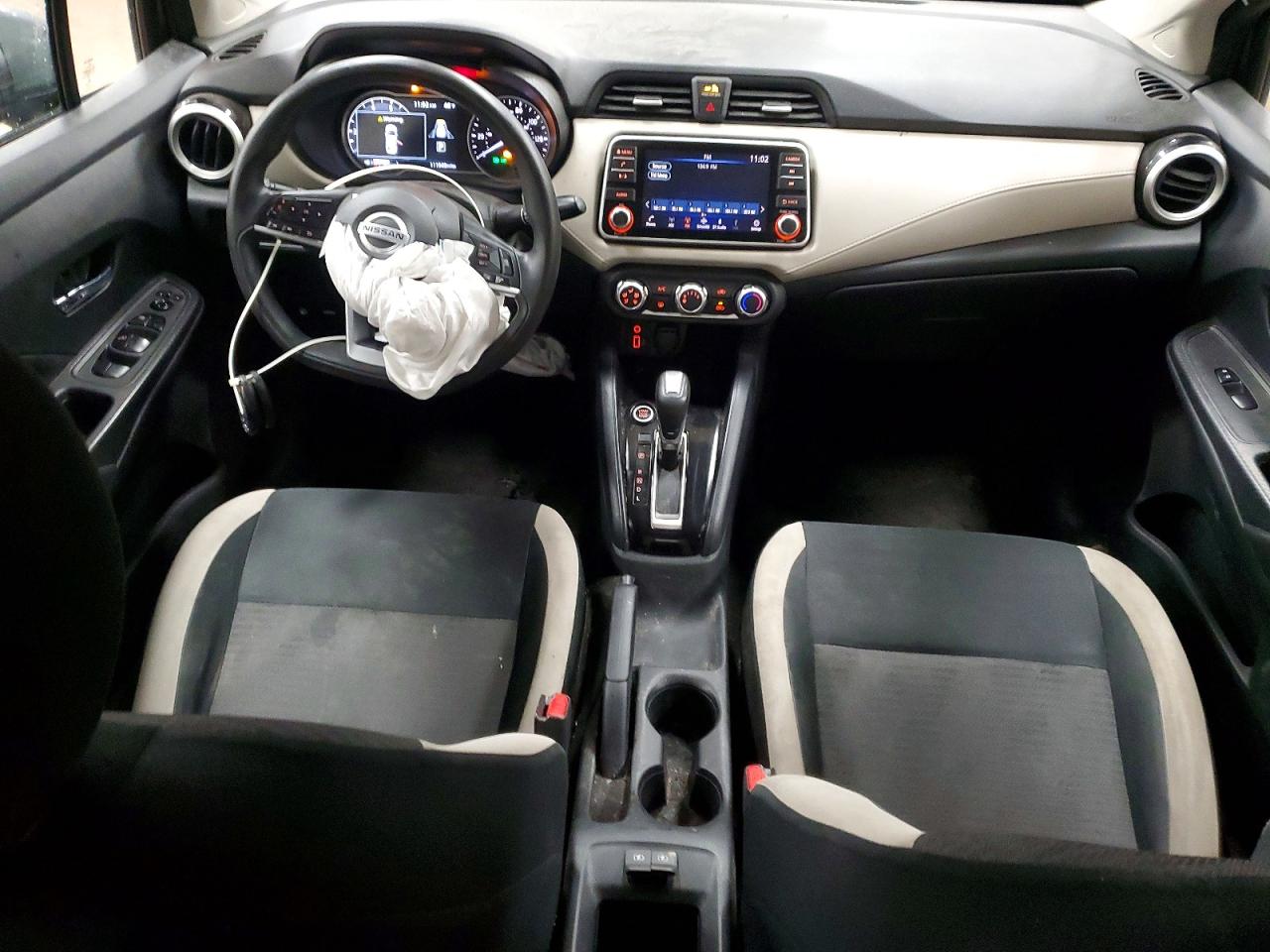 2021 NISSAN VERSA SV photo 15