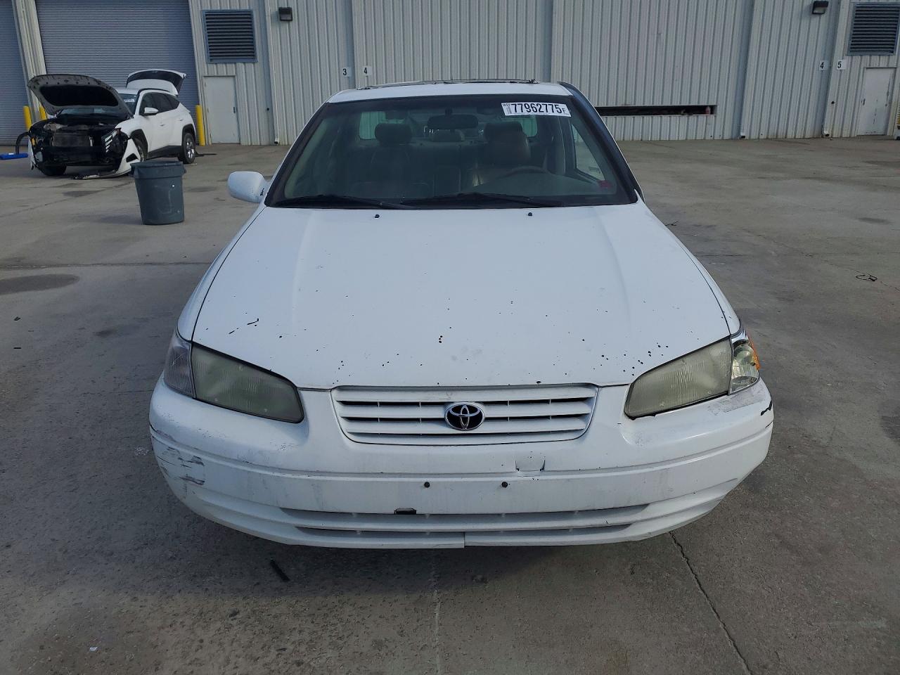 1997 TOYOTA CAMRY CE photo 5