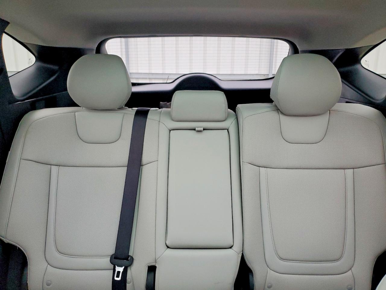 2025 HYUNDAI TUCSON photo 10