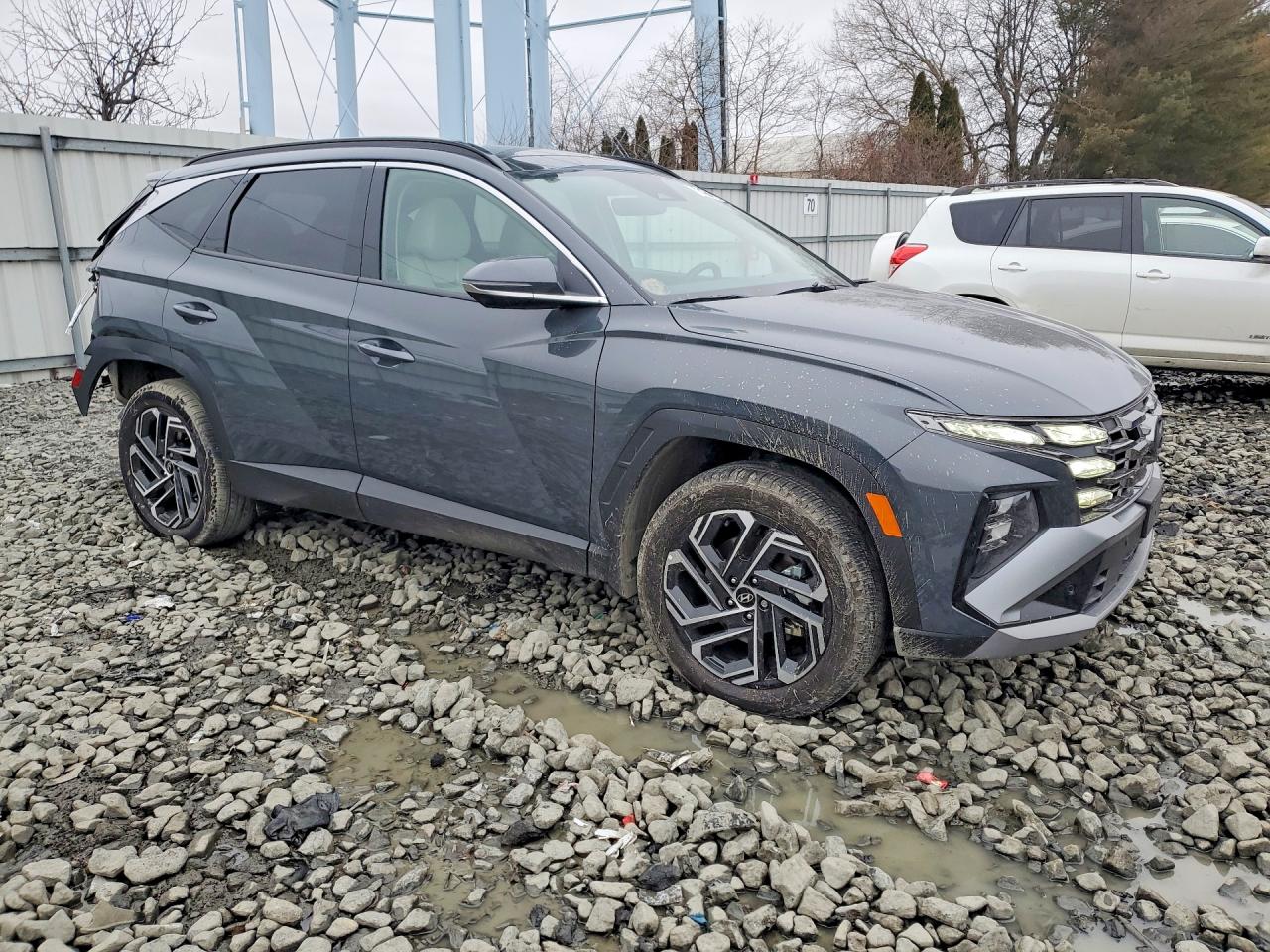 2025 HYUNDAI TUCSON photo 4