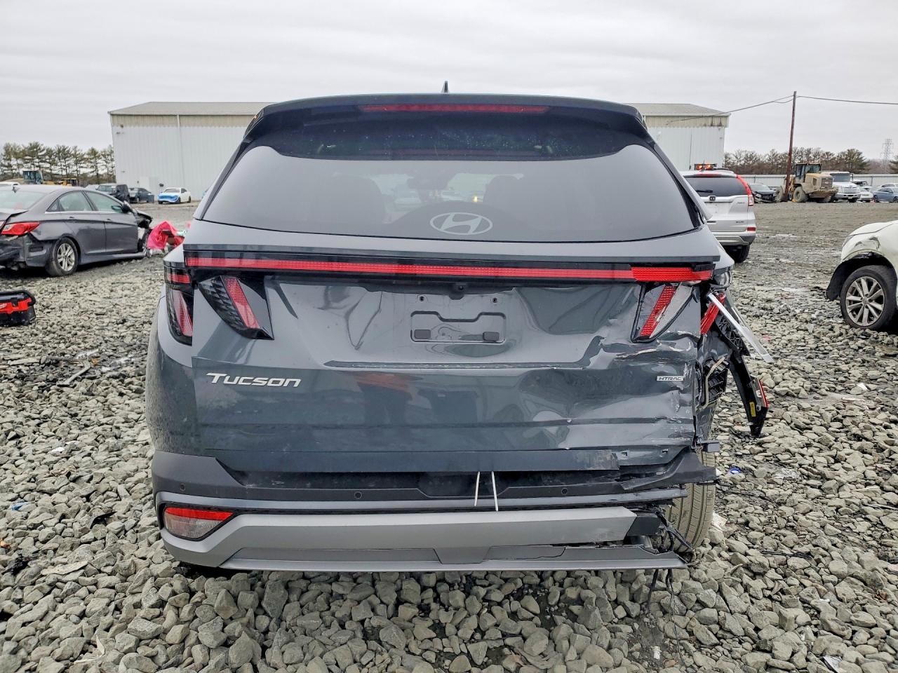 2025 HYUNDAI TUCSON photo 6