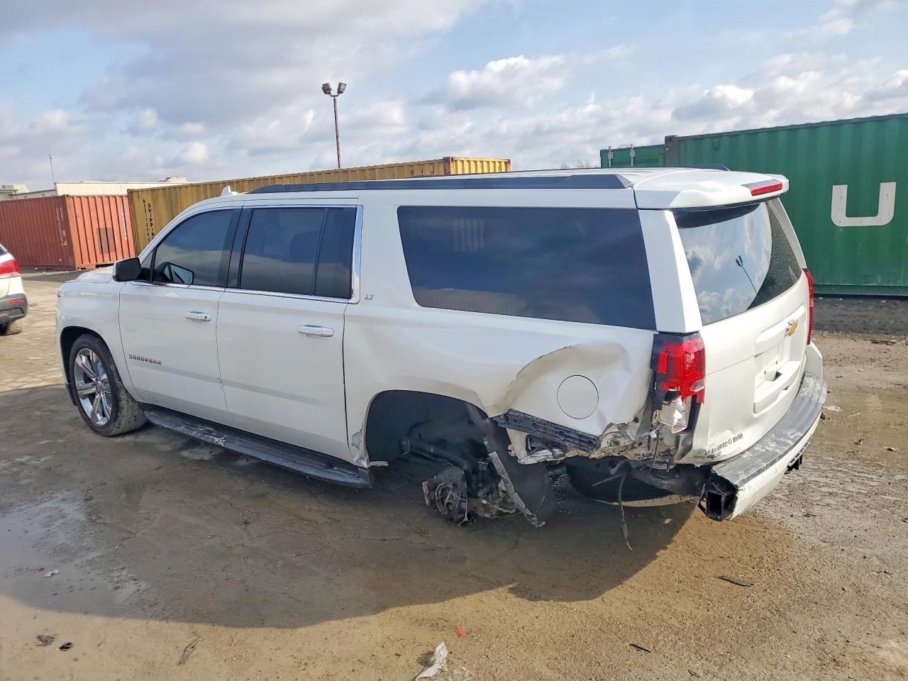 2018 CHEVROLET SUBURBAN K1500 LT photo 2