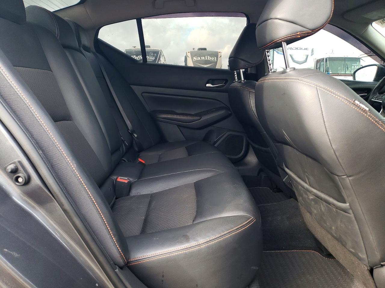 2019 NISSAN ALTIMA SR photo 19