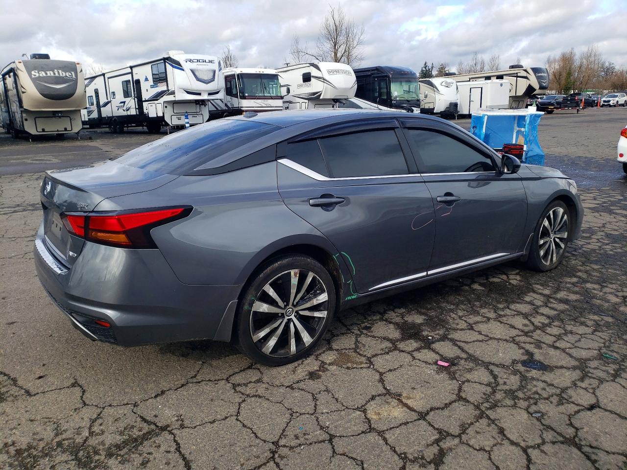 2019 NISSAN ALTIMA SR photo 5