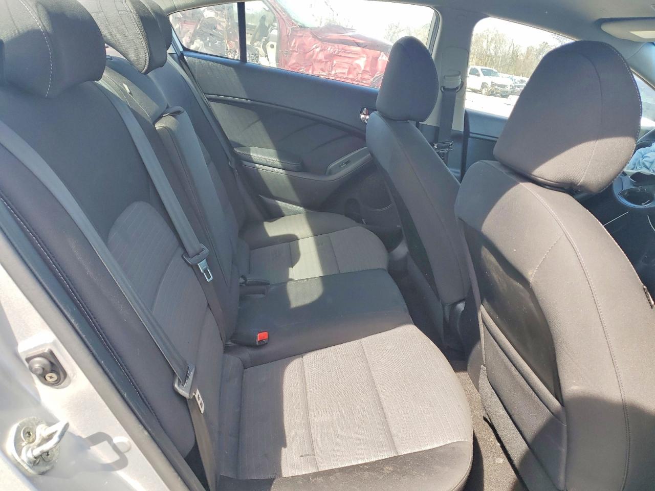2015 KIA FORTE LX photo 19